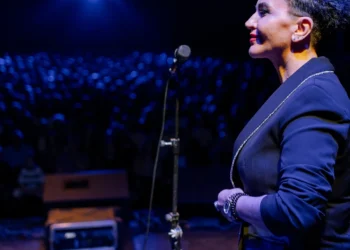 Doživite emociju!  Amira Medunjanin pjeva u Zavidovićima!