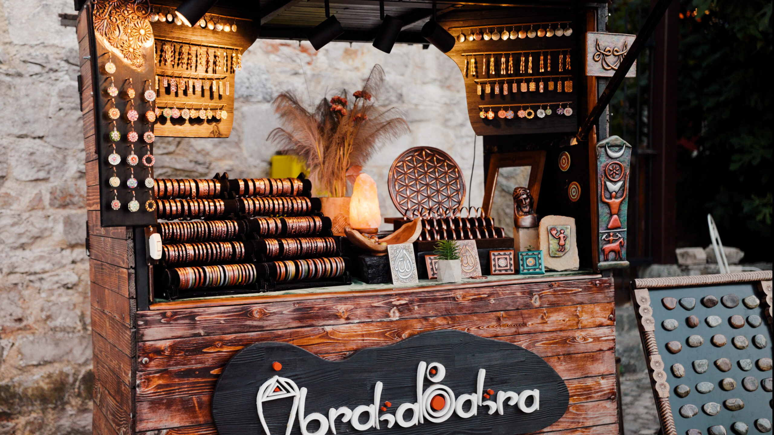 Denis Drljević bakrom brani tradiciju i čast Mostara